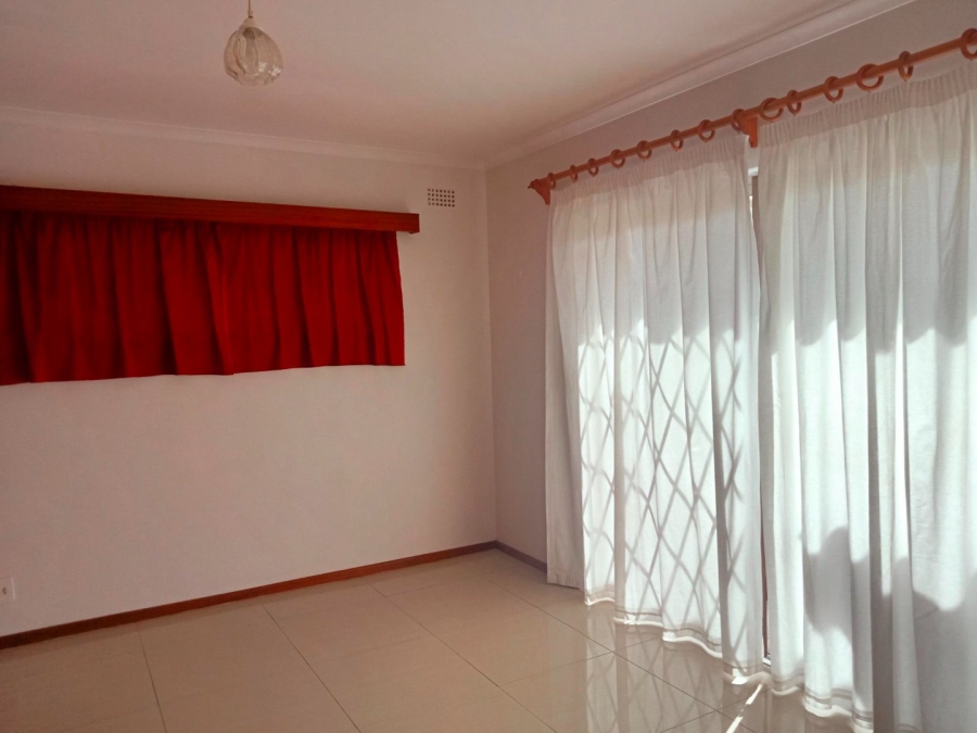 To Let 1 Bedroom Property for Rent in Athlone Western Cape